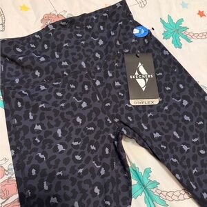 Skechers NWT cropped Leopard Print Leggings